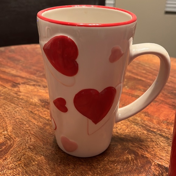 Heart Mugs - Picture 4 of 8